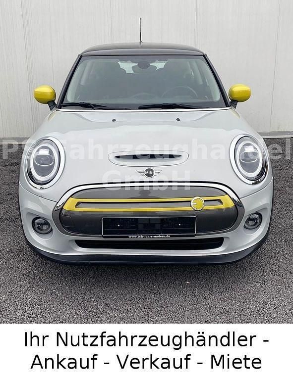 Gebraucht Mini Cooper SE 75 kW (102 PS) 2020 Silber Kleinwagen