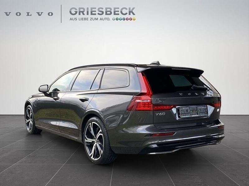 Gebraucht Volvo V60 Plus 455 PS (334 kW) 2022 Grau Kombi