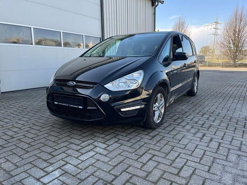 Gebraucht Ford S-MAX Business Edition 140 PS (102 kW) 2014 Van / Kleinbus