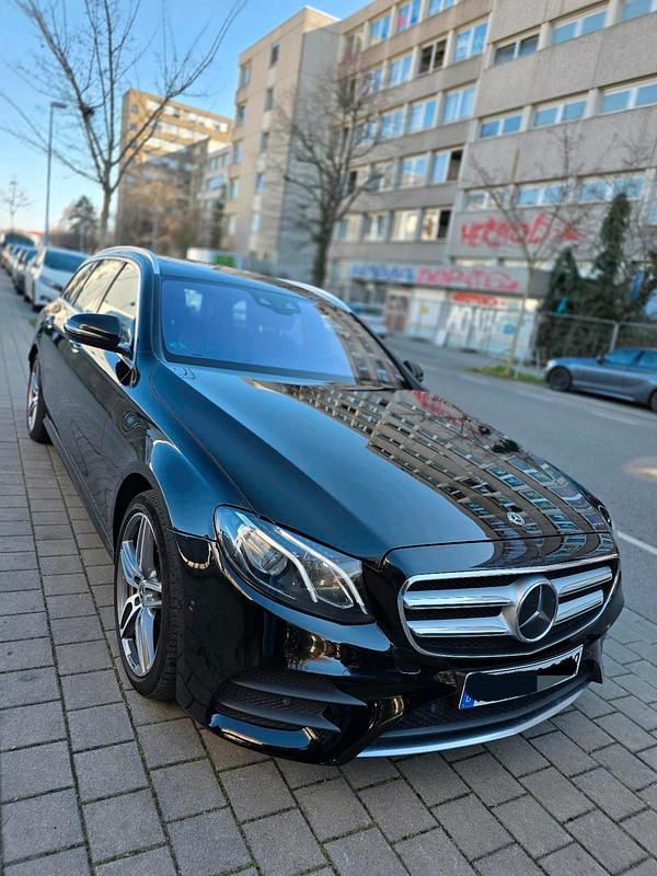 Gebraucht Mercedes 220 2017 Schwarz Kombi