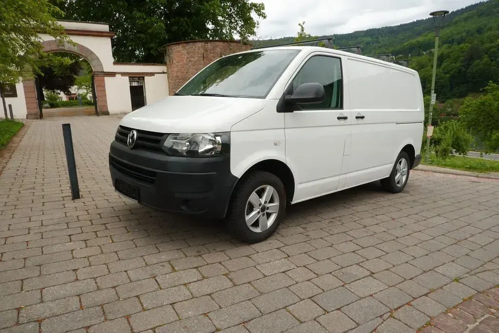 Gebraucht VW Transporter 140 PS (102 kW) 2015 Weiß Van