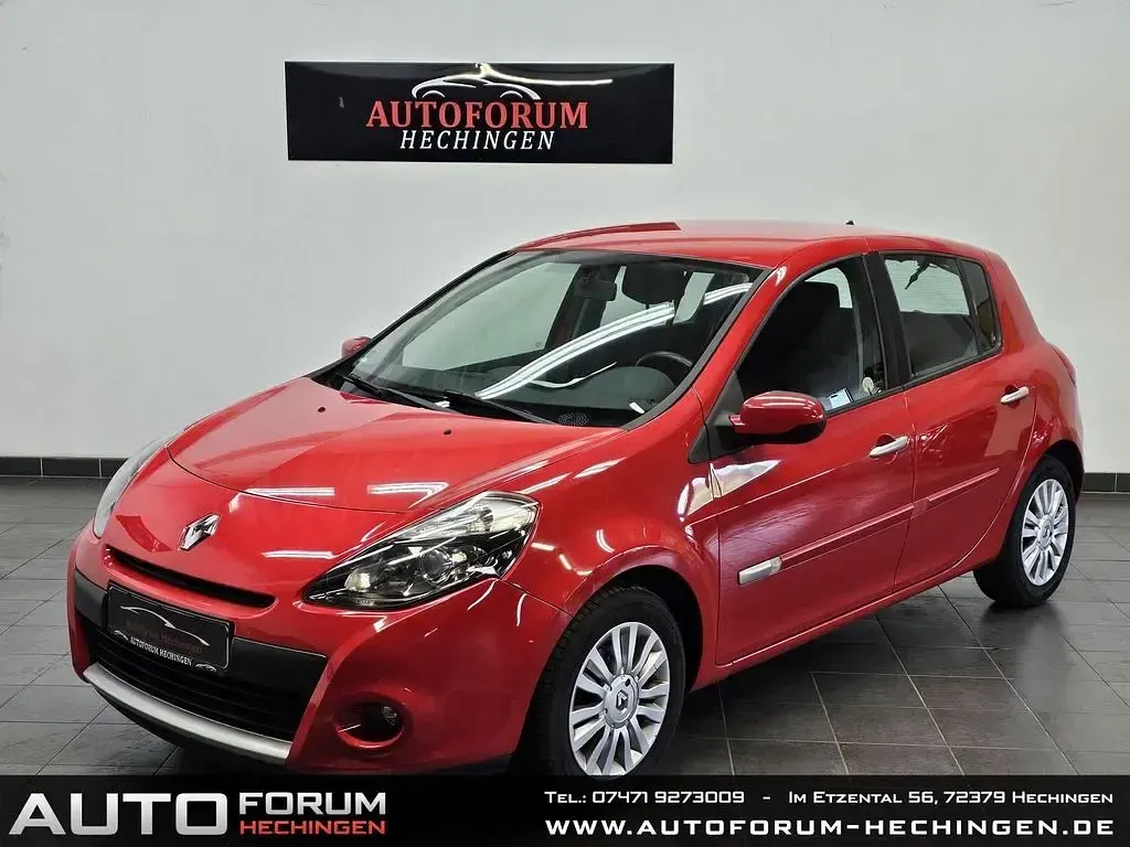 Gebraucht Renault Clio III 101 PS (74 kW) 2010 Rot Limousine