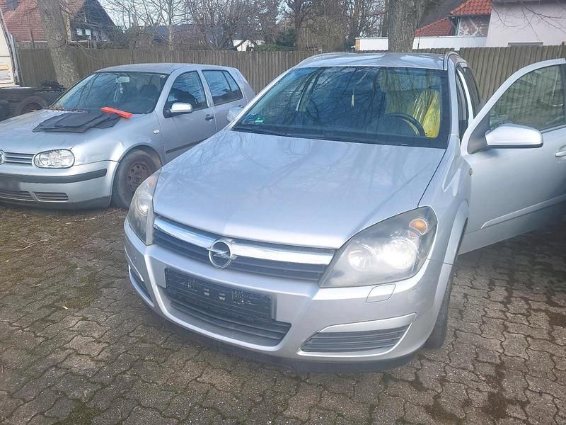 Gebraucht Opel Astra 125 PS (91 kW) 2005 Silber Kleinwagen