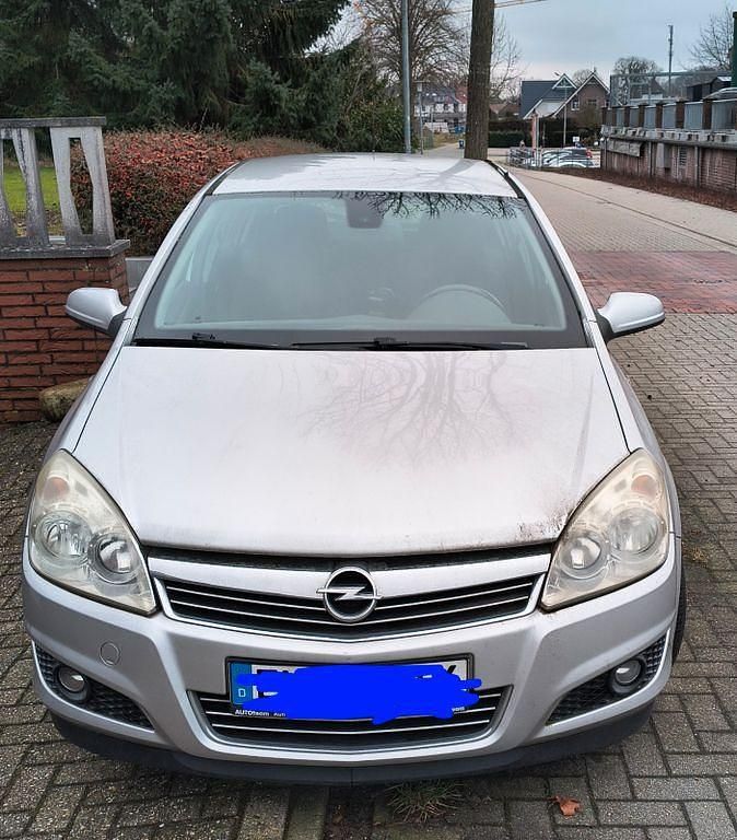 Gebraucht Opel Astra Cosmo 105 PS (77 kW) 2007 Grau Limousine