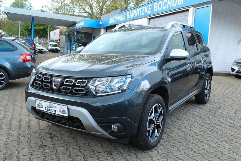 Używany Dacia Duster Anniversary 131 KM (96 kW) 2019 Szary SUV