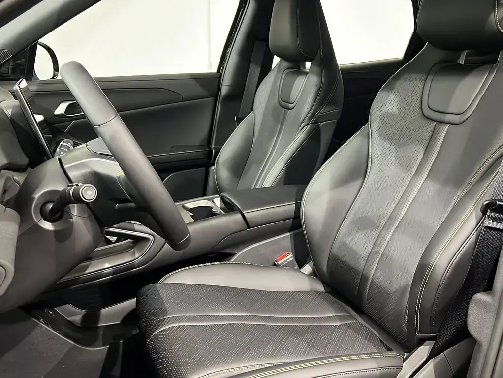 Neu BYD Atto 2 Boost 130 kW (177 PS) 2025 Schwarz SUV