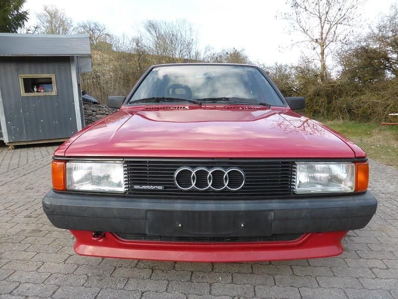 Second-hand Audi 80 122 CP (89 kW) 1984 Roșu Berlinǎ