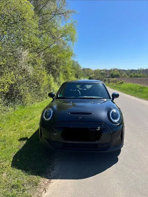 Gebraucht Mini Cooper SE Classic 135 kW (184 PS) 2022 Schwarz Kleinwagen