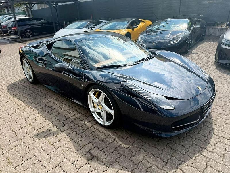 Gebraucht Ferrari 458 566 PS (416 kW) 2010 Blau Coupé