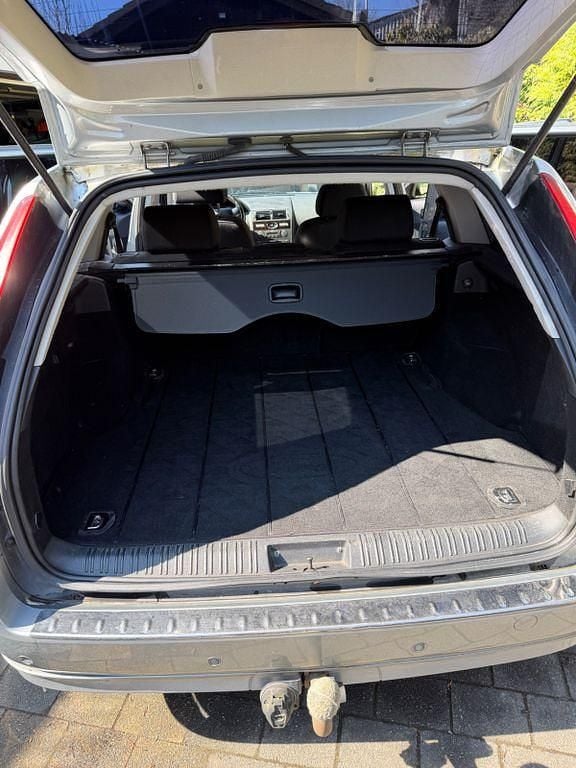 Gebraucht Ford Mondeo 125 PS (91 kW) 2007 Silber Limousine