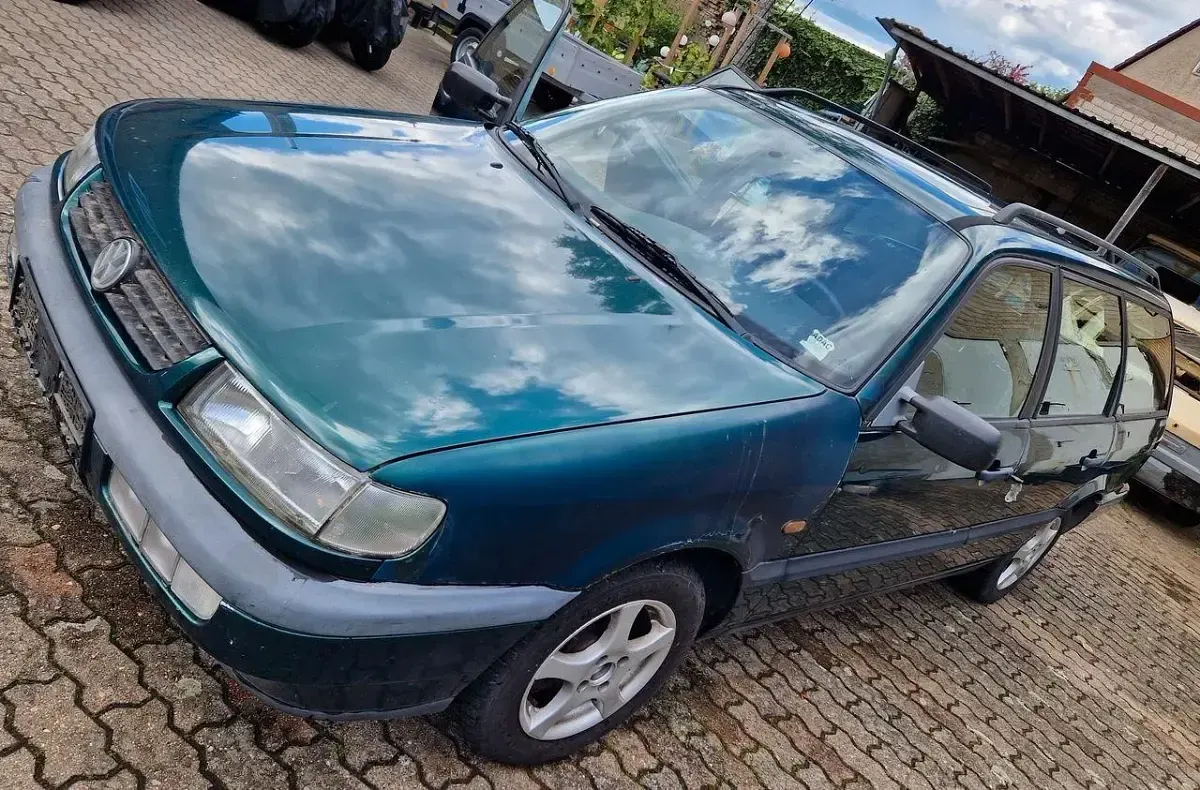 Gebraucht VW Passat 115 PS (84 kW) 1995 Grün Kombi
