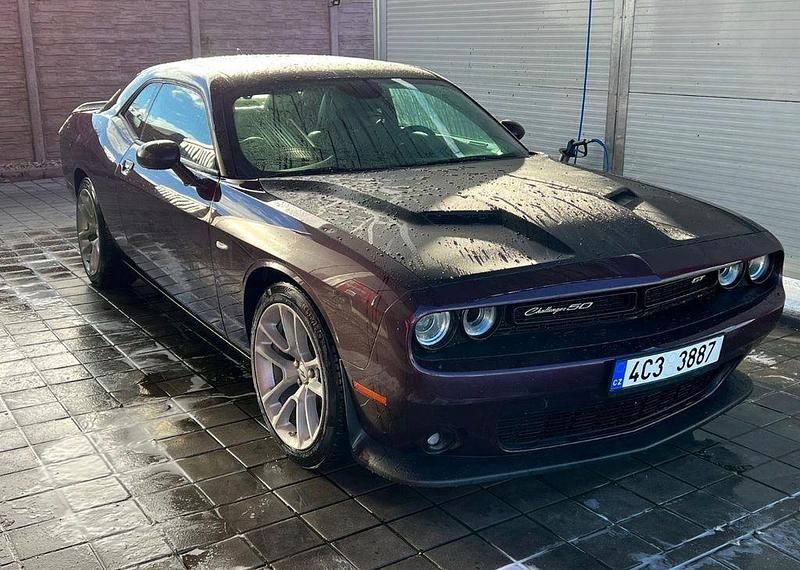 Gebraucht Dodge Challenger 309 PS (227 kW) 2020 Violett Coupé