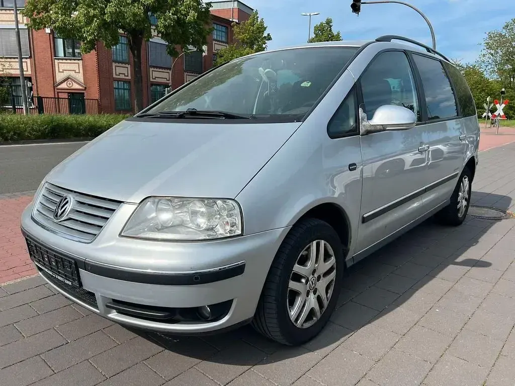 Gebraucht VW Sharan United 140 PS (102 kW) 2009 Silber Van / Kleinbus