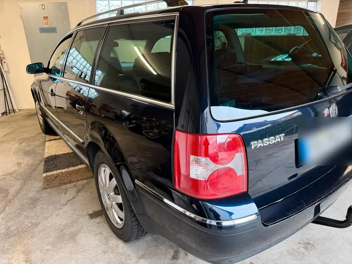 Gebraucht VW Passat Highline 150 PS (110 kW) 2003 Blau Kombi