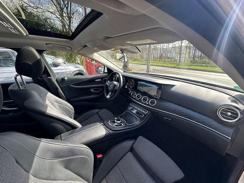 Gebraucht Mercedes E200 Avantgarde 184 PS (135 kW) 2018 Weiß Kombi