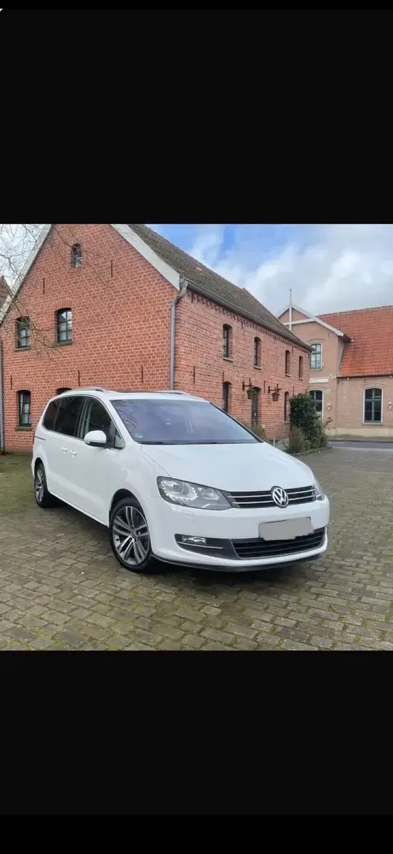Gebraucht VW Sharan 170 PS (125 kW) 2012 Weiß Van / Kleinbus