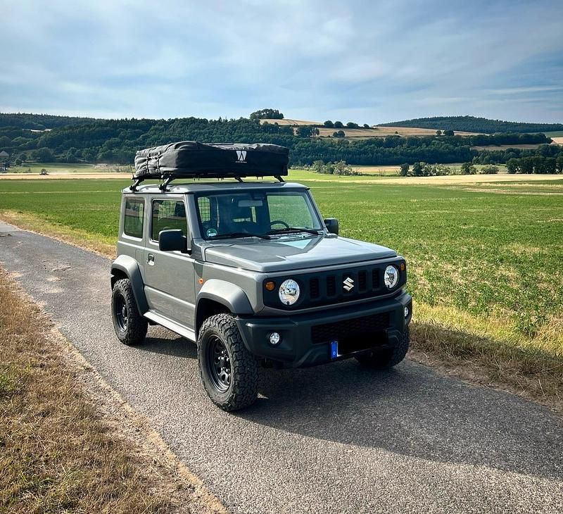 Gebraucht Suzuki Jimny 102 PS (75 kW) 2021 Grau SUV