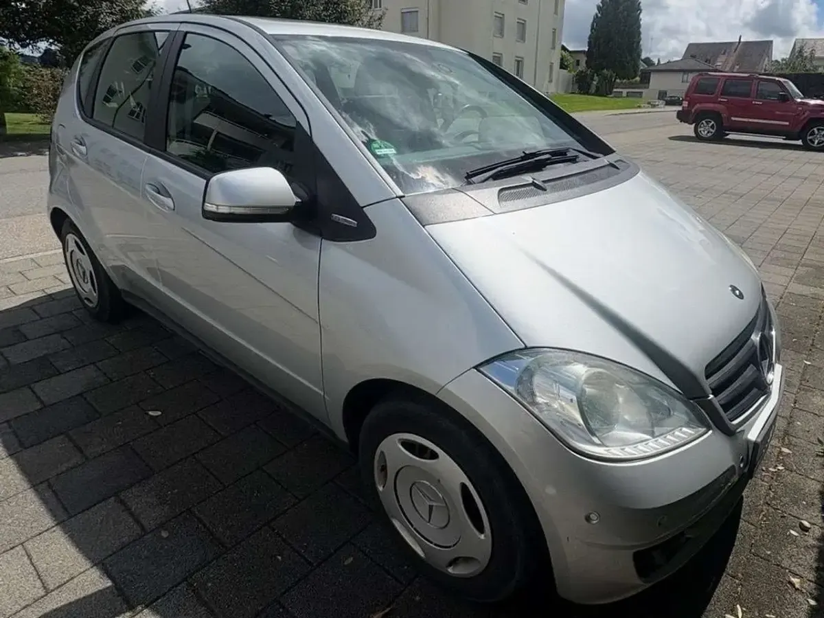 Gebraucht Mercedes A160 Edition 95 PS (69 kW) 2009 Silber Limousine