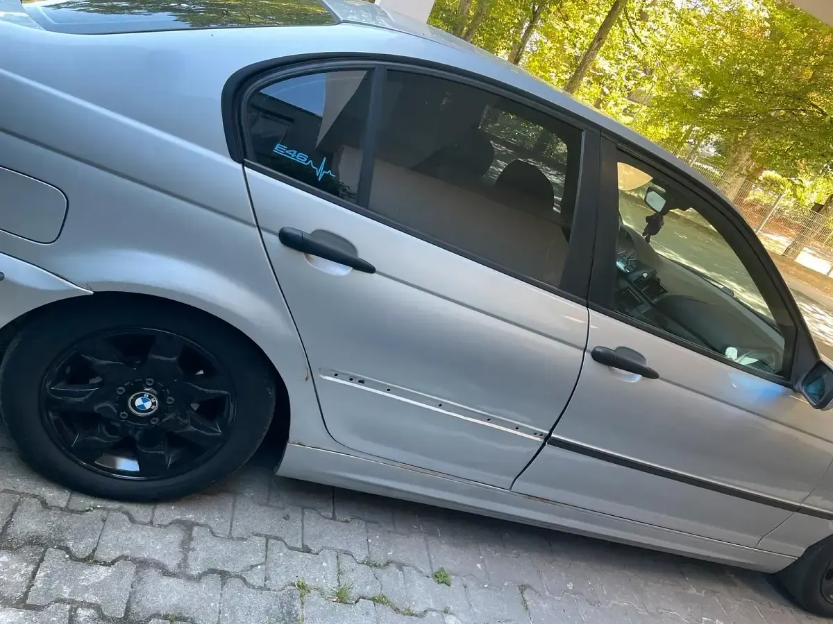 Gebraucht BMW 316 116 PS (85 kW) 2004 Silber Limousine