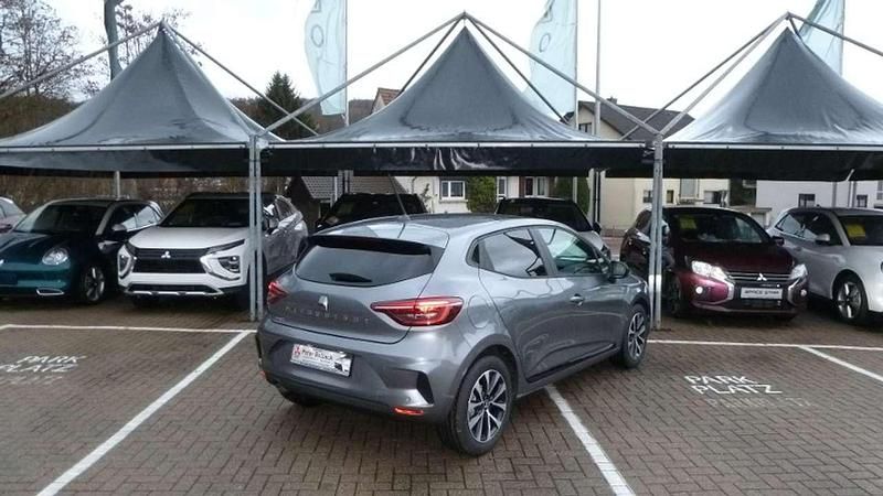 Neu Mitsubishi Colt Plus 91 PS (66 kW) 2026 Achatgrau Kleinwagen