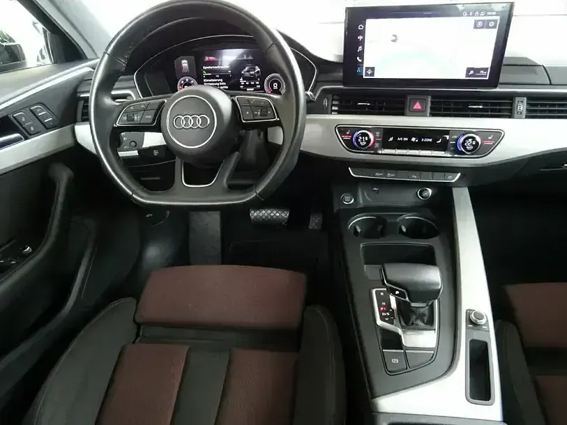 Gebraucht Audi A4 Advanced 163 PS (119 kW) 2021 Schwarz Kombi