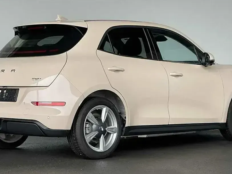 Occasion Ora 03 125 kW (171 PK) 2024 Beige Hatchback