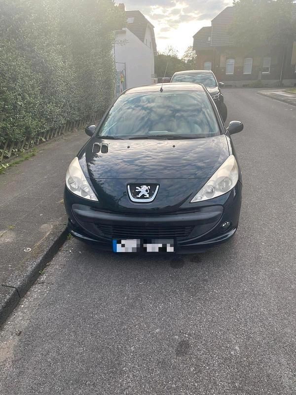Gebraucht 2010 Peugeot 206+ Kleinwagen | 1.899 € - Bild 1/4