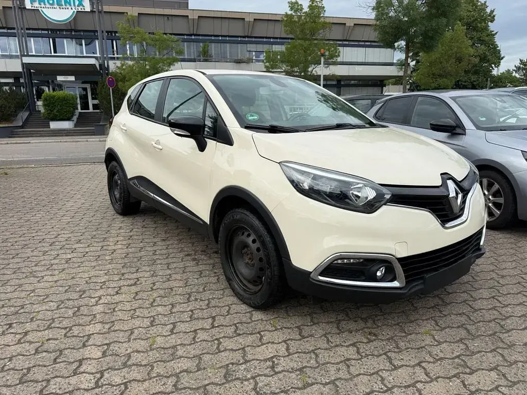 Gebraucht Renault Captur Experience 90 PS (66 kW) 2016 Beige SUV