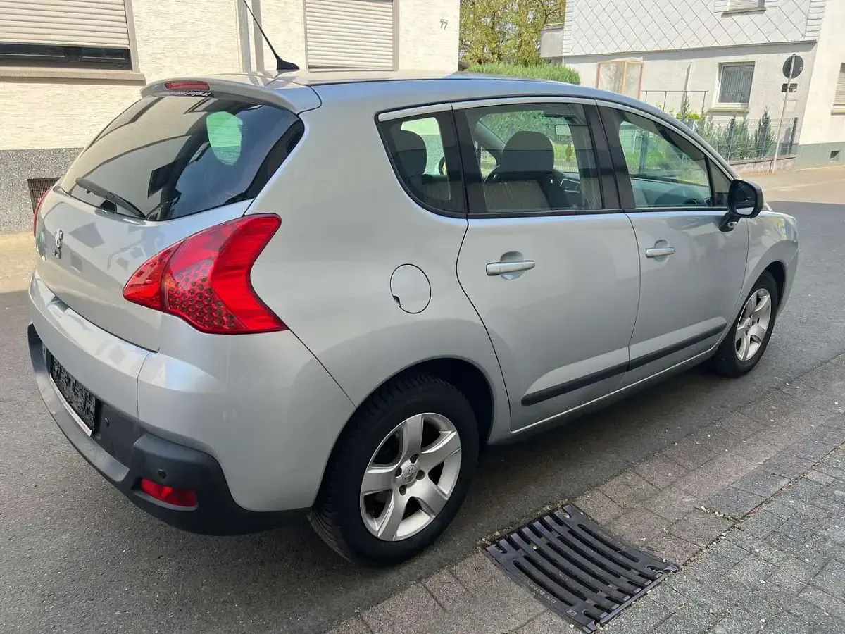 Gebraucht Peugeot 3008 Tendance 109 PS (80 kW) 2010 Kombi
