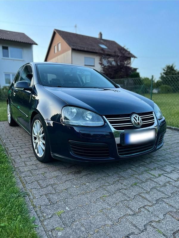 Second-hand VW Golf IV 170 CP (125 kW) 2006 Albastru Berlinǎ