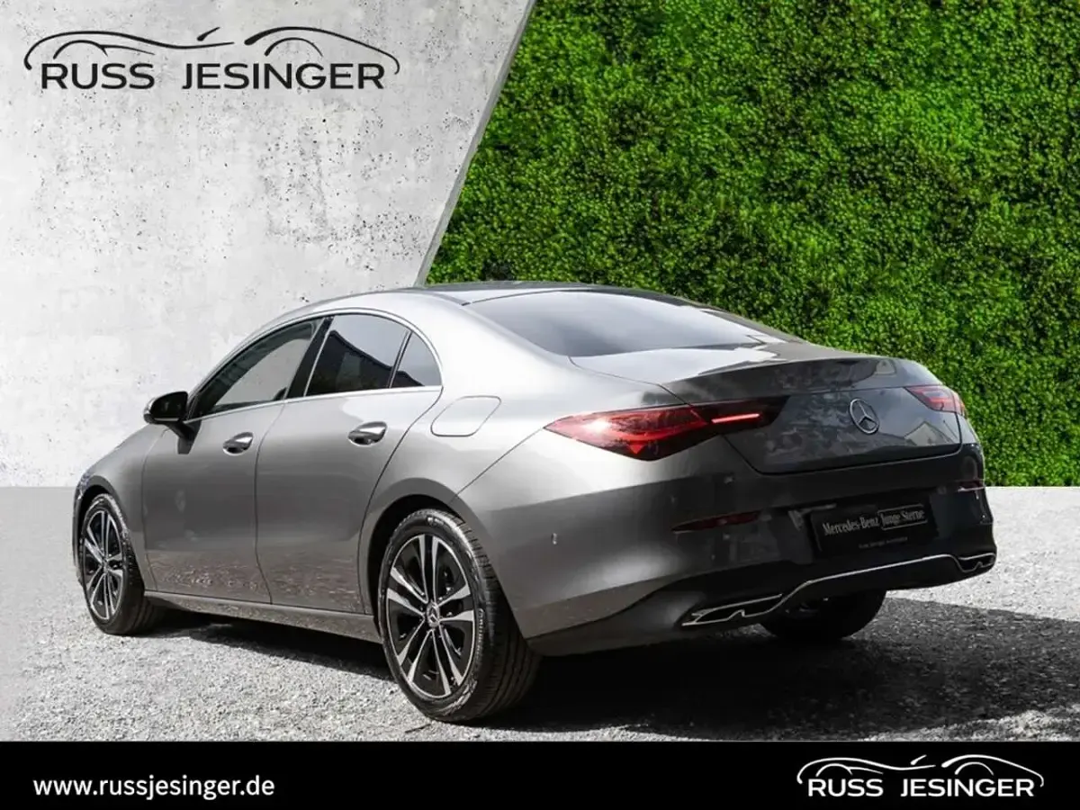 Gebraucht Mercedes CLA180 Progressive 136 PS (100 kW) 2025 Grau Limousine