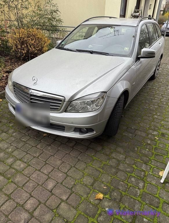 Silber Gebraucht 2010 Mercedes C200 Limousine | 3.400 € (Superpreis) - Bild 1/4