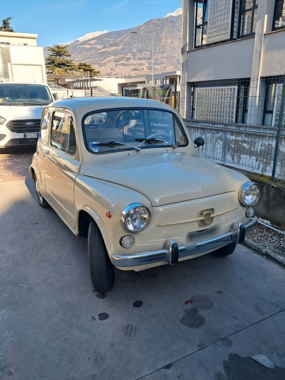 Beige Gebraucht 1965 Fiat 600D | 5.500 € - Bild 1/4