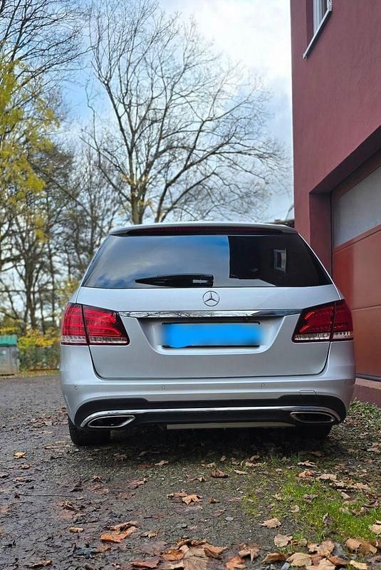 Gebraucht Mercedes E350 AMG 252 PS (185 kW) 2013 Grau Kombi