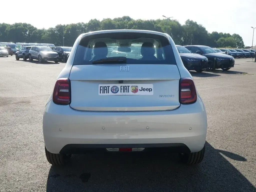Neu Fiat 500 Icon 65 PS (47 kW) 2026 Schwarz Kleinwagen