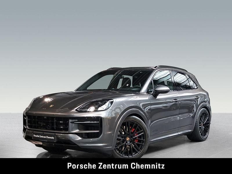 Grau Gebraucht 2025 Porsche Cayenne GTS SUV | 148.871 € - Bild 1/4