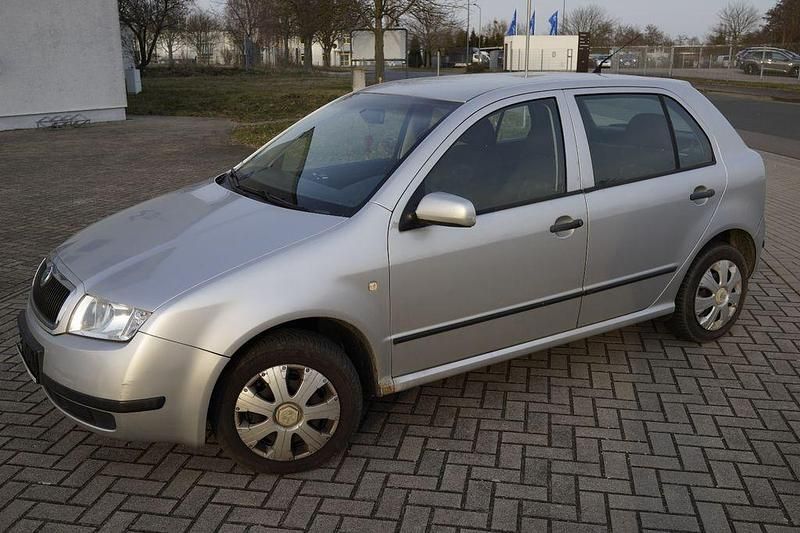 Gebraucht Skoda Fabia Comfort 54 PS (39 kW) 2003 Silber Limousine