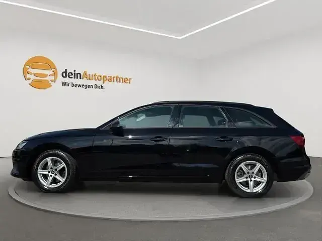Gebraucht Audi A4 Business 204 PS (150 kW) 2022 Brillantschwarz Kombi