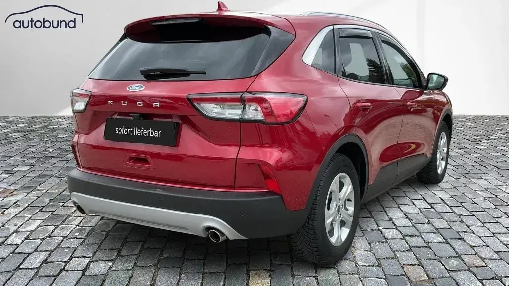 Używany Ford Kuga Titanium 152 KM (111 kW) 2021 Czerwony SUV