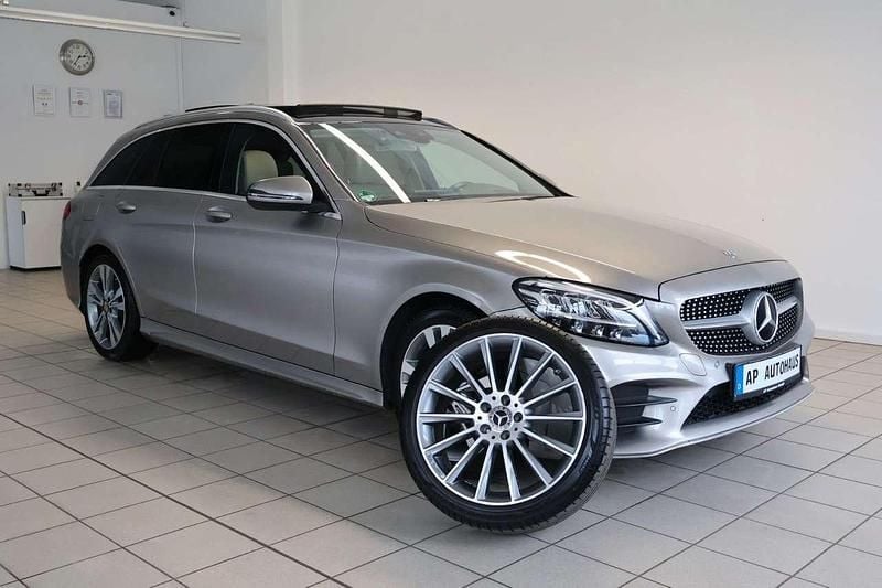 Gebraucht Mercedes C300 AMG line 258 PS (189 kW) 2018 Mojavesilber Kombi