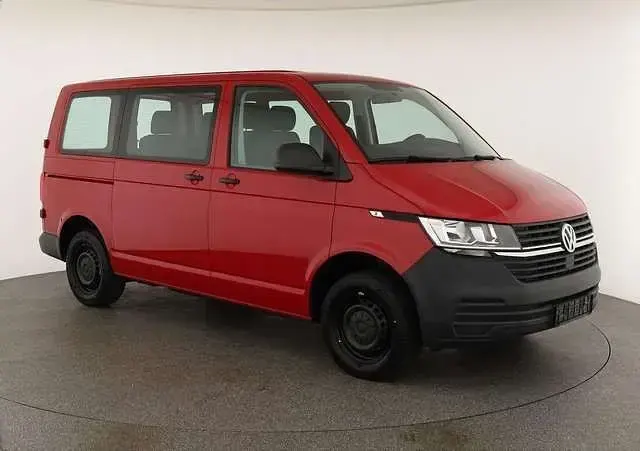 Gebraucht VW T6.1 110 PS (80 kW) 2021 Rot Van