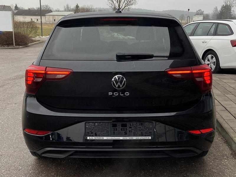 Gebraucht VW Polo Active 95 PS (69 kW) 2022 Schwarz Kleinwagen
