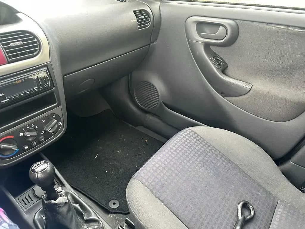 Gebraucht Opel Corsa 75 PS (55 kW) 2002 Schwarz Kleinwagen