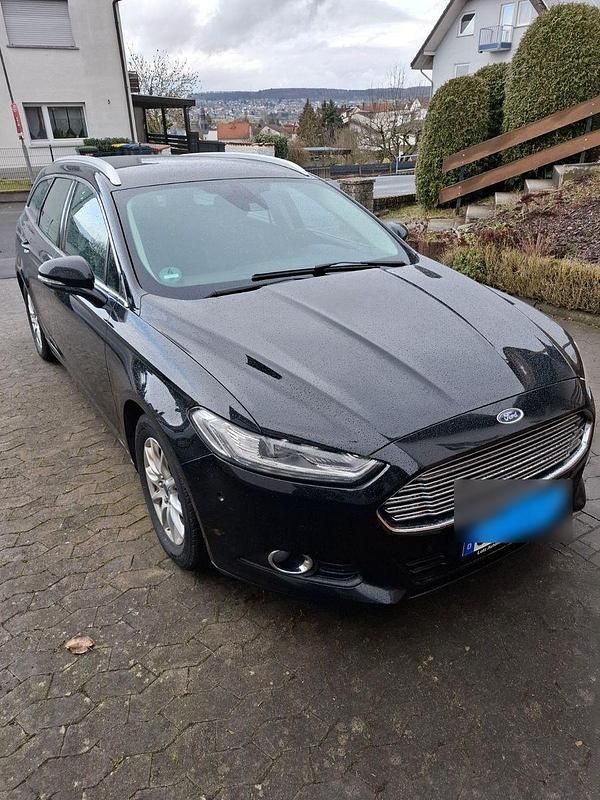Gebraucht Ford Mondeo 150 PS (110 kW) 2015 Schwarz Kombi