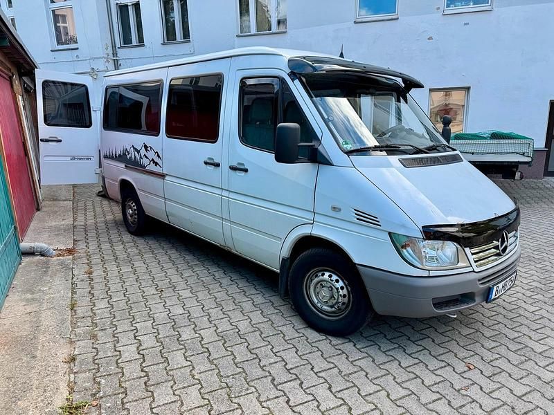 Weiß Gebraucht 2005 Mercedes Sprinter Van | 6.500 € - Bild 1/4