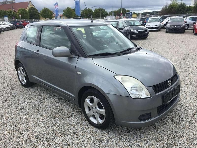 Gebraucht Suzuki Swift 92 PS (67 kW) 2005 Grau Kleinwagen