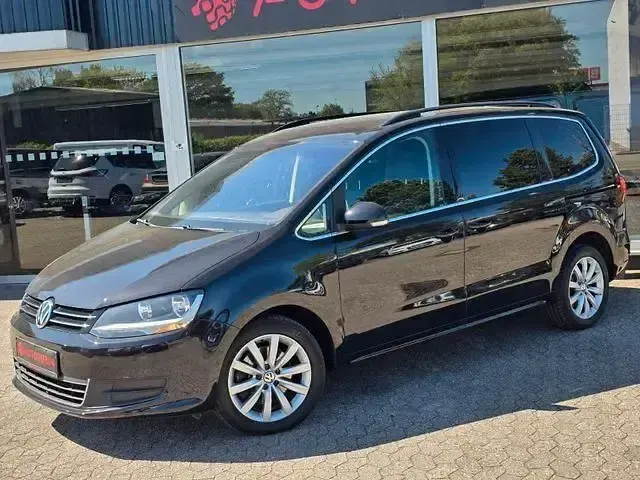 Gebraucht VW Sharan Comfortline 150 PS (110 kW) 2015 Schwarz Van / Kleinbus