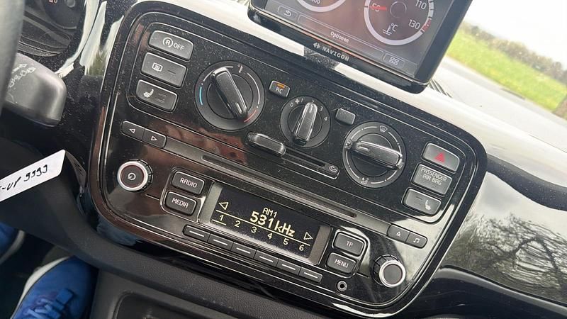 Second-hand VW up! 60 CP (44 kW) 2012 Alb Hatchback