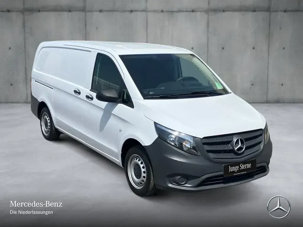 Gebraucht Mercedes Vito 136 PS (100 kW) 2022 Weiß Van