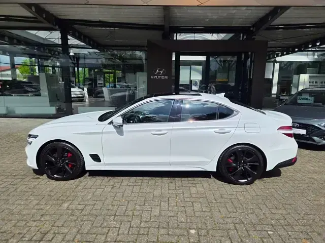 Usata Genesis G70 Sport 200 CV (147 kW) 2024 Bianco Berlina